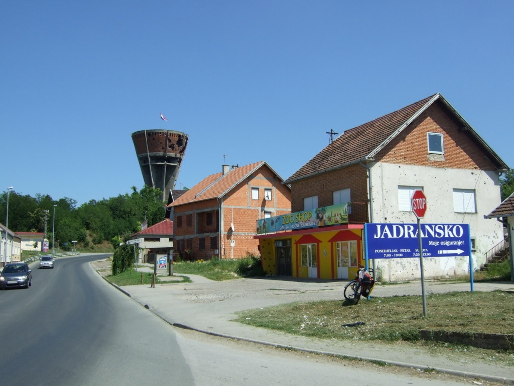 Skaliertes Bild dscf10119_Wasserturm_Vukovar.jpg 