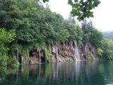 Vorschaubild dscf_F30-2_012350_Nationalpark_Plitvicer_Seen_-_Wasserfalle_in_den_Galovac.jpg 